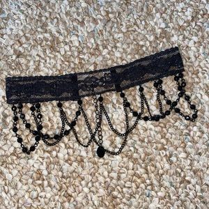 Black lace choker